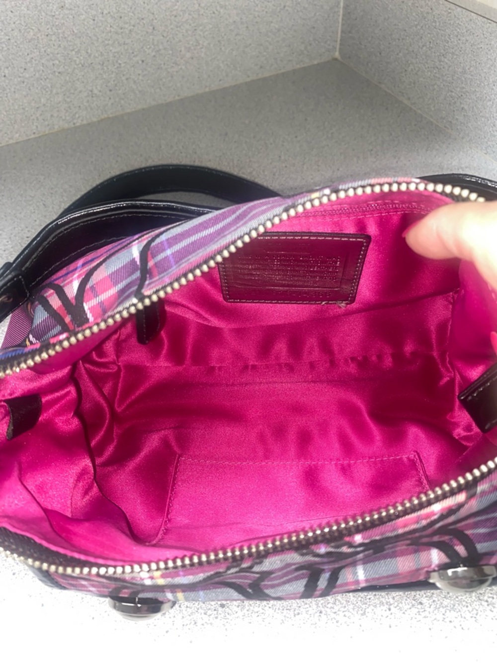Coach Poppy Pink/Purple/Black Tartan Groovy Shoulder/Crossbody Bag EUC - Picture 10 of 15